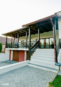 Casa de vanzare zona Jelna