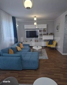 Casa de vanzare, 220 mp, zona Corunca