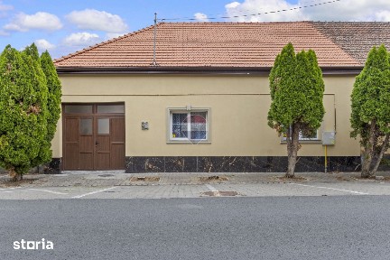 Casă complet renovată în zona ultracentrală | Pecica