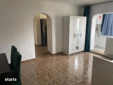 4 camere- Centrala Proprie- Etaj Intermediar-83,06 mp-Calea Vacaresti