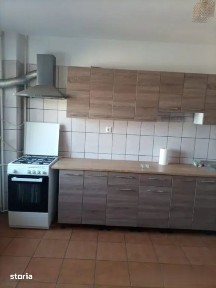 Apartament 5 camere decomandat - piata Unirii