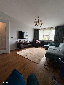 Apartament 3 camere în Titan, bloc 4 etaje