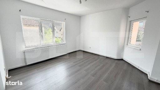 Spatiu comercial, 20 mp, zona Cetate