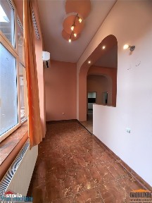 Apartament etaj 1 ultracentral langa Primaria Arad