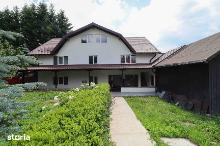 Vila D+P+E+M de vanzare in Busteni - Cartier Zamora - Vedere la munte