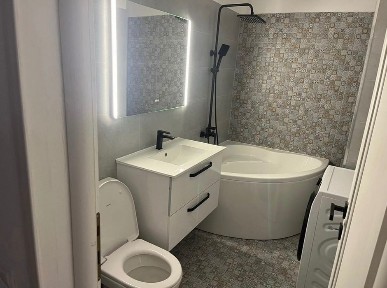 Vând apartament în Florești