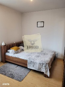 Apartament decomandat 3 camere Balcon zona Centrala