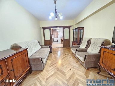 Apartament 3 camere 2 bai Tudor etaj 3 cu lift B.dul 1 Dec 1918