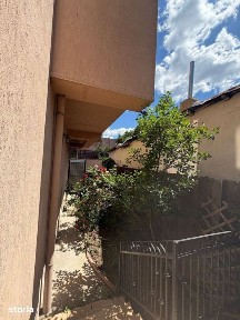 Proprietar,vând apartament 2 camere decomandat,loc parcare inclus,str. Gârlei 57A