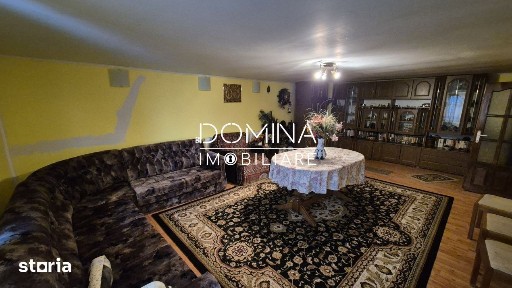 Vanzare casa cu teren 4.000 mp - la doar 9 km de Targu Jiu, in Scoar