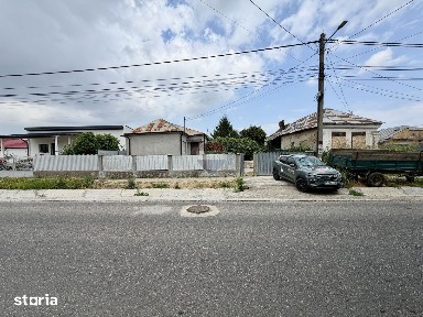 Casă cu 3 camere de vânzare Campinenaca