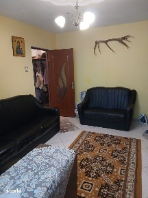 APARTAMENT 3 CAMERE, Pictor Aman