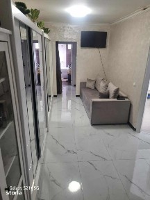 Apartamnet cu 3 camere,gradinaa si parcare cu CF,zona Eroilor-Floresti
