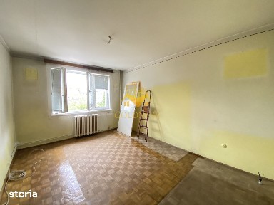 Apartament 2 camere decomandate orientat Sud, et 3/4, P-ta M. Viteazu!