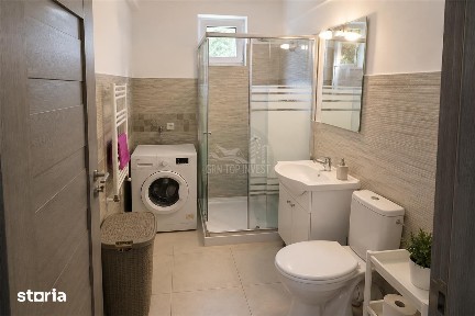 Apartament 2 camere cu balcon zona Cedonia