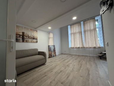 Apartament cu 2 camere in Centru, complet renovat