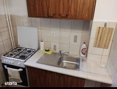 Închiriez garsoniera confort1