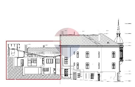 Corp de casă cu 9 camere de vânzare în zona Brasovul Vechi