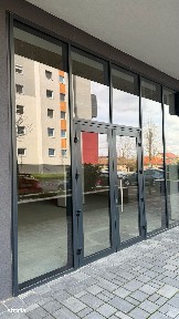 Spatiu comercial, Onestilor, 300 mp,utilitati, parcari.