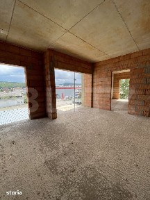 Apartament 3 camere, 84.70 mp, zona Calea Moldovei