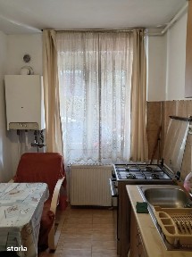 Apartament cu o camera la parter