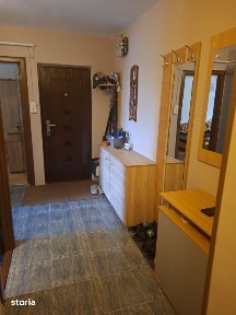 Apartament 3 camere, 72.52 mp, zona Craiovita Noua
