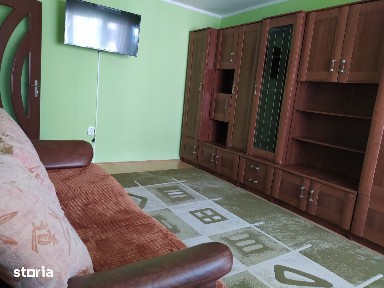 Apartament 2 camere decomandate, etaj intermediar