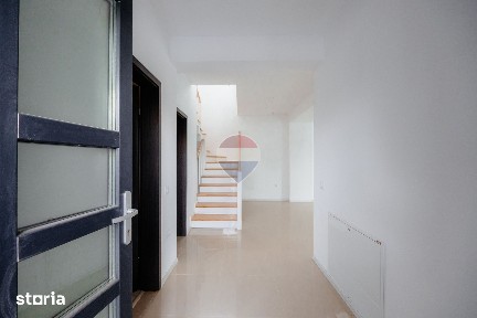 Casă tip duplex, P+1E, 174mp construiți - Budeasa Mare, Argeș