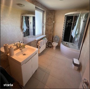 Ap 4 cam, 131 mp, 2 bai, parcare, gradina, zona Pacurari