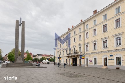 Apartament-galerie la kilometrul zero | 2 camere + mezanin, 2 băi