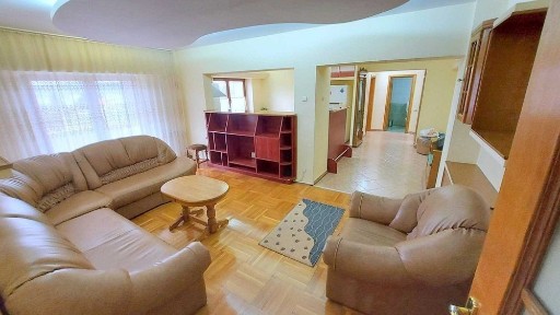Apartament 3 camere, CENTRAL -,INDEPENDENTEI UMF