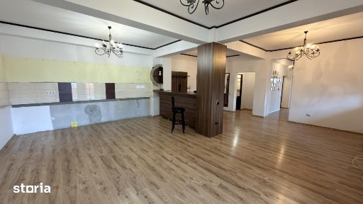 Apartament 3 camere decomandate Calea Dumbrăvii