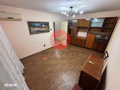 Apartament 3 camere renovat, etaj 2, 62 mp Zona Taxe si Impozite