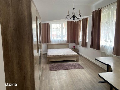Apartament 3 camere zona Strand