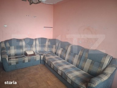 Apartament 3 camere, 65 mp, zona Gaesti