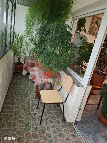 LUNEI - AP. 1 CAMERA - mobilat, utilat, etaj intermediar