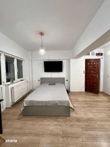 Garsoniera centru, bloc Doljana, la prorumbei