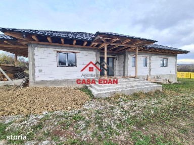 Casa in Bobolia-160.000e