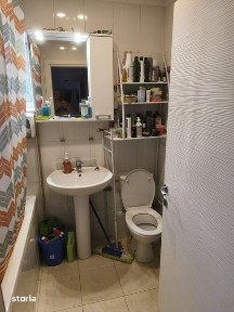 Se vinde apt.3 camere