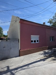 Proprietar vând apartament cu 1 camera la parter înalt!