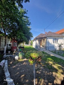 Casa de vânzare Uriu