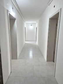 Studio 42 mp utili la 2 minute de Street Mall Sanpetru
