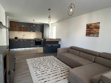 Proprietar vand apartament 2 camere Urban Plaza cu loc de parcare suprateran