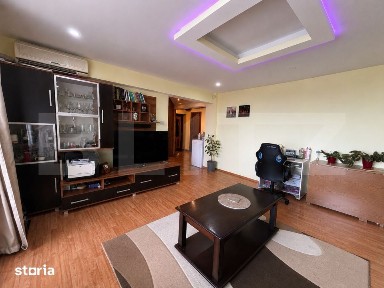 Apartament cu 3 camere, 78 mp, mobilat, zona Unirii