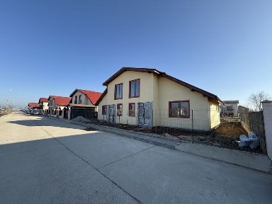 Vand duplex 86.900 euro