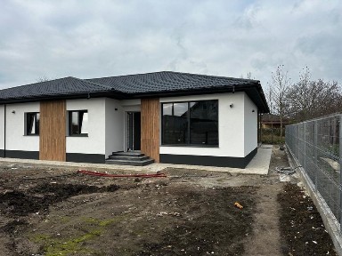 OFERTA -Casa de vanzare la sol Poiana Ovidiu