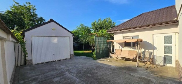 Casă P+1 de Vânzare în Cumpăna - Locație Ultracentrală (strada principala)