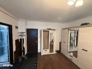 Garsonieră mobilata, decomandată 37 mp cu balcon