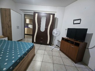 Garsoniera de închiriat