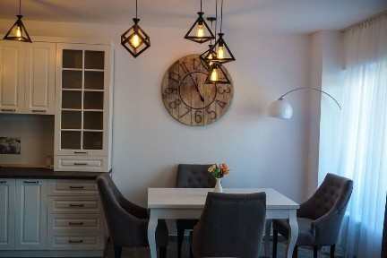 PF inchiriez apt 2 camere Dorobantilor 128, loc de parcare subteran